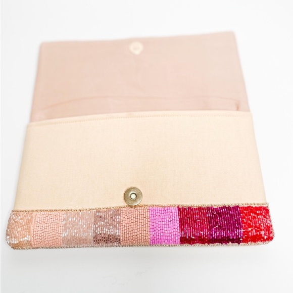 Multicolor “Rose’ All Day” Beaded Clutch‎ Bag